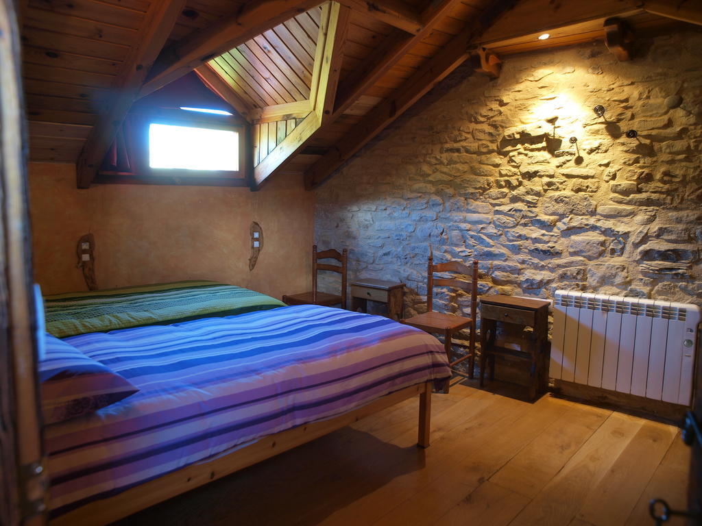 Hostal O'Porron Sabiñánigo Habitación foto